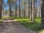 Участок недалеко от озера