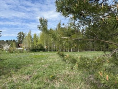 Ровный участок под строительство
